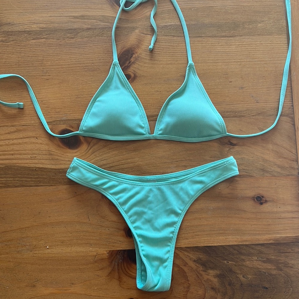 SHEIN Turquoise string bikini